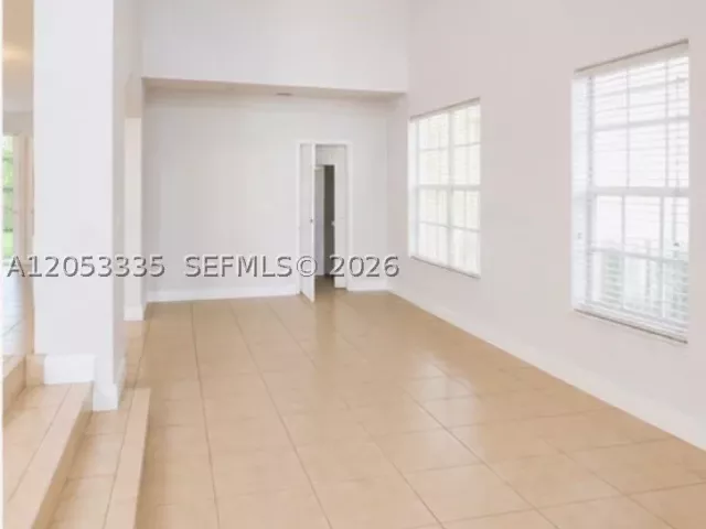 Продажа дома по адресу 3043 SW 147th Pl - фото 8889914