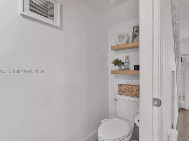 Продажа дома по адресу 12424 NW 23rd Ct - фото 8889907