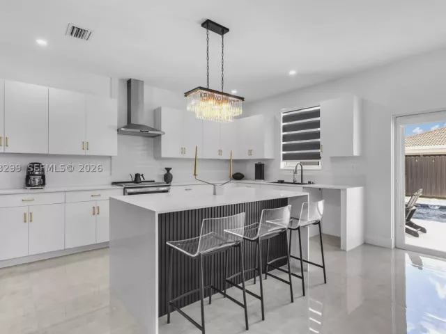 Продажа дома по адресу 12765 SW 210th Ter - фото 8925216