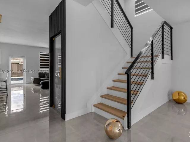 Продажа дома по адресу 12765 SW 210th Ter - фото 8925218
