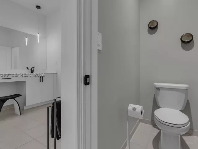 Продажа дома по адресу 12765 SW 210th Ter - фото 8925225