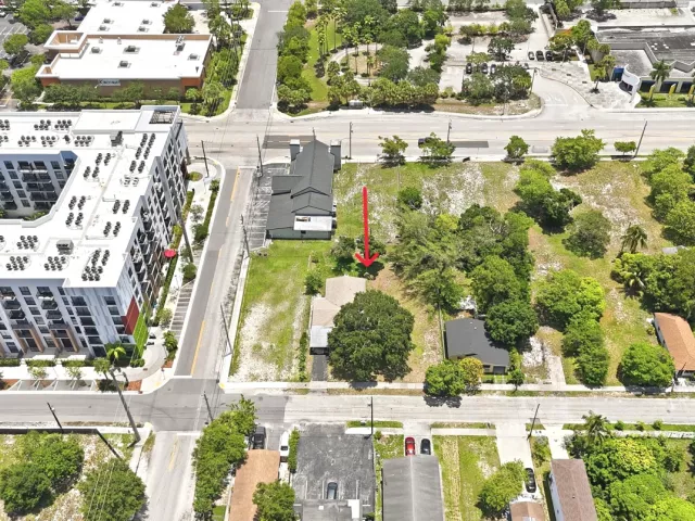 Продажа дома по адресу 440-436 NW 7th Terrace - фото 8921912
