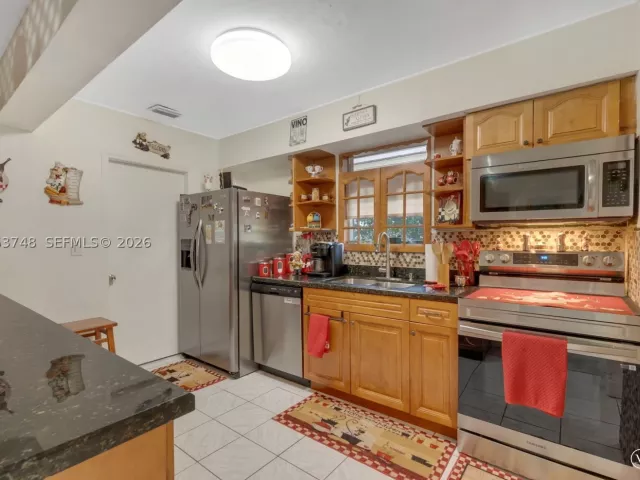 Продажа дома по адресу 35 Oviedo Ave - фото 8891594
