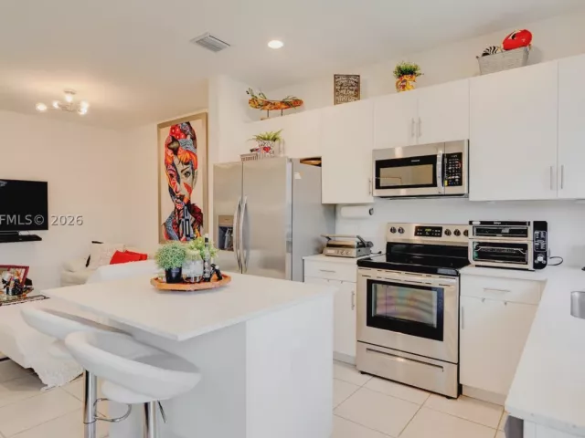 Продажа дома по адресу 953 NE 211th St - фото 8925195
