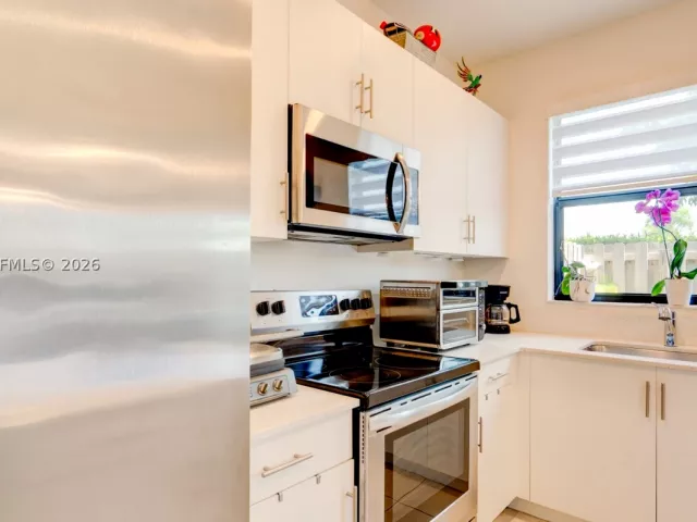 Продажа дома по адресу 953 NE 211th St - фото 8925199