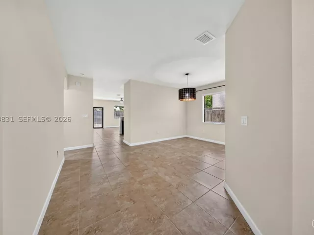 Продажа дома по адресу 11509 SW 238 Terrace - фото 8900869