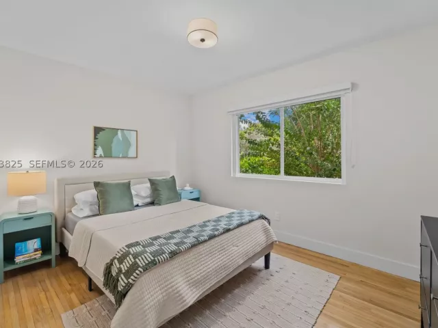 Продажа дома по адресу 829 Granada Groves Ct - фото 8891242