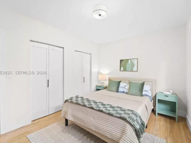 Продажа дома по адресу 829 Granada Groves Ct - фото 8891243