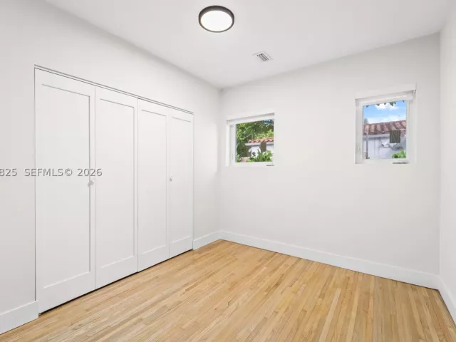 Продажа дома по адресу 829 Granada Groves Ct - фото 8891245