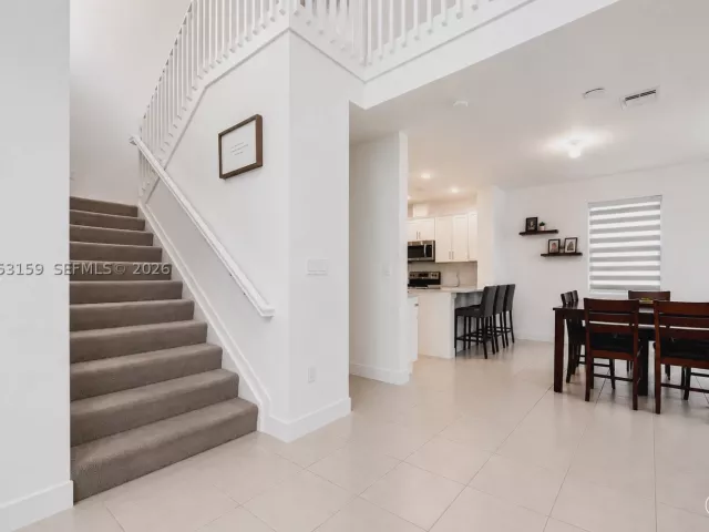 Продажа дома по адресу 1367 SE 26th Ter - фото 8918072