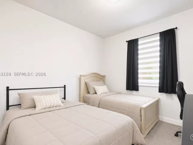 Продажа дома по адресу 1367 SE 26th Ter - фото 8918075