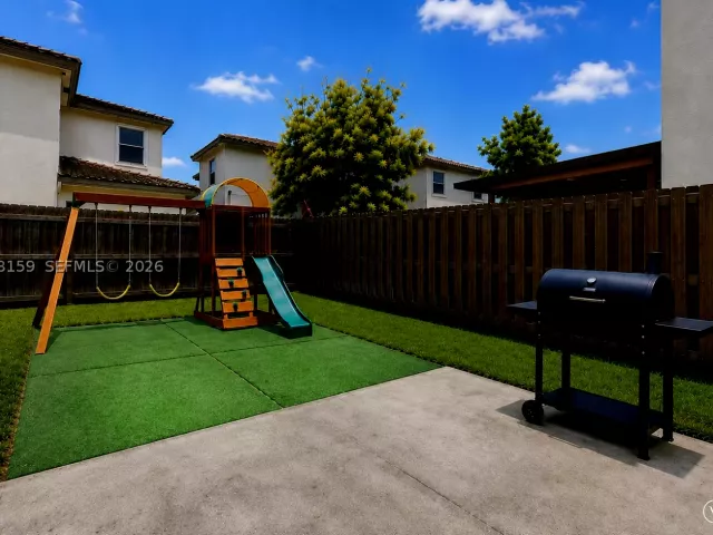 Продажа дома по адресу 1367 SE 26th Ter - фото 8918081
