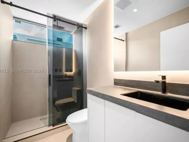 Продажа дома по адресу 3310 Elizabeth St - фото 9195431