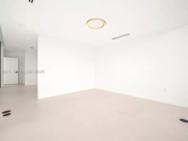 Продажа дома по адресу 3310 Elizabeth St - фото 9195443