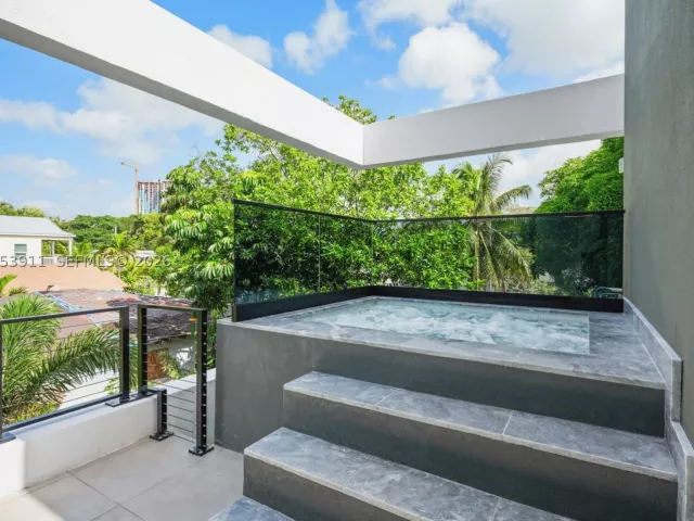 Продажа дома по адресу 3310 Elizabeth St - фото 9195451