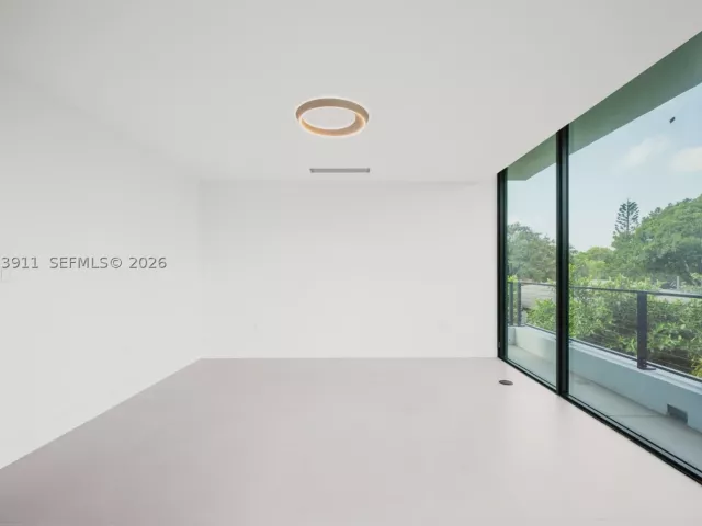 Продажа дома по адресу 3310 Elizabeth St - фото 9195457