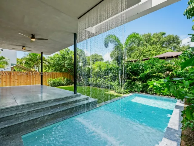 Продажа дома по адресу 3310 Elizabeth St - фото 9195466