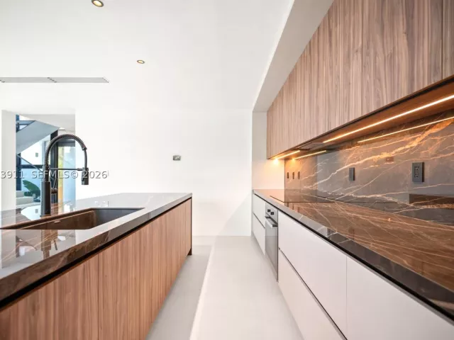 Продажа дома по адресу 3310 Elizabeth St - фото 9195424