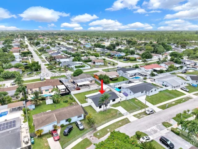 Продажа дома по адресу 18670 SW 123rd Ct - фото 8892750