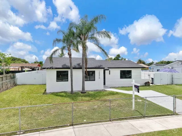 Продажа дома по адресу 18670 SW 123rd Ct - фото 8892732