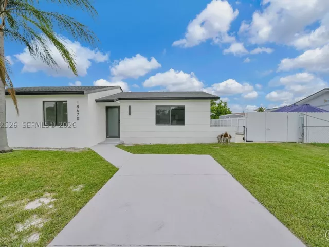 Продажа дома по адресу 18670 SW 123rd Ct - фото 8892734