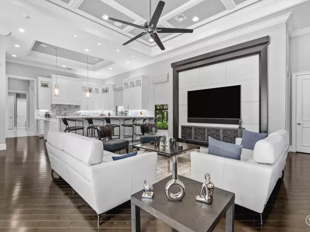 Продажа дома по адресу 16882 Crown Bridge Drive - фото 8909252