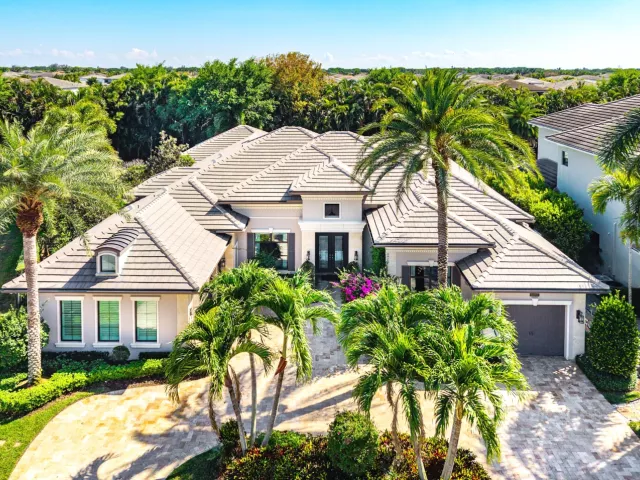 Продажа дома по адресу 16882 Crown Bridge Drive - фото 8909242