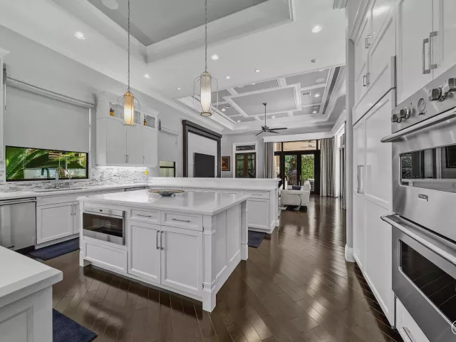 Продажа дома по адресу 16882 Crown Bridge Drive - фото 8909260