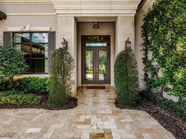 Продажа дома по адресу 16882 Crown Bridge Drive - фото 8909244