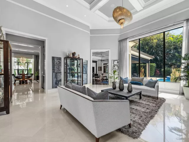 Продажа дома по адресу 16882 Crown Bridge Drive - фото 8909247