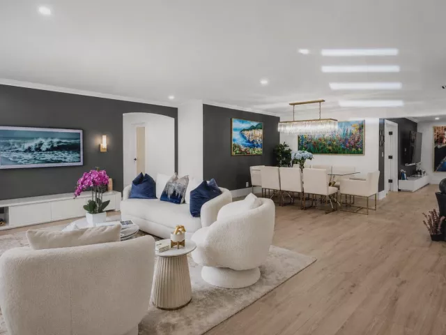 Продажа дома по адресу 3203 NE 6th - фото 9310895