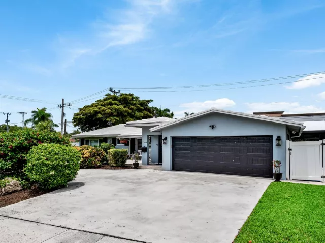 Продажа дома по адресу 3203 NE 6th - фото 9310923