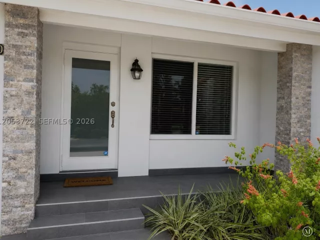 Продажа дома по адресу 6320 SW 24th St - фото 8897241