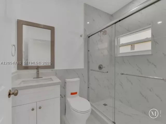 Продажа дома по адресу 1539 SW 44TH AVE - фото 8894966