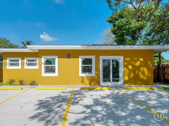 Продажа дома по адресу 1539 SW 44TH AVE - фото 8894968