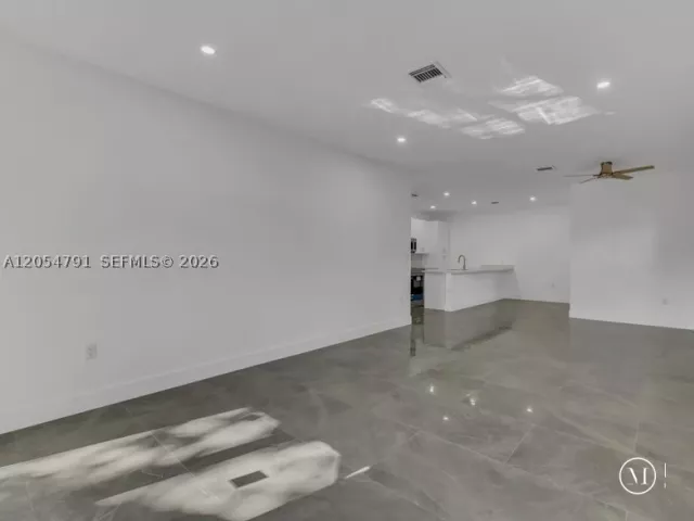 Продажа дома по адресу 1541 SW 44 AVE - фото 8894958