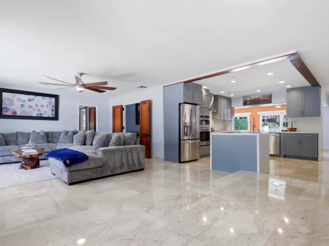 Продажа дома по адресу 3316 NE 40TH Court - фото 8912184
