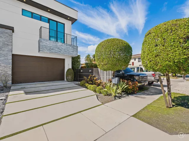 Продажа дома по адресу 315 NE 15th Avenue - фото 8922796