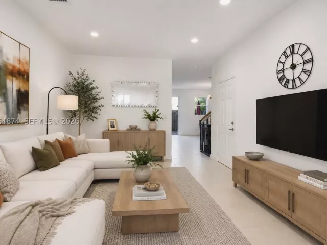 Продажа дома по адресу 12999 SW 132nd Ter - фото 8900631