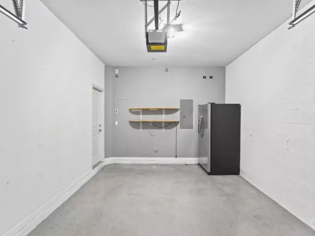 Продажа дома по адресу 259 SW 7TH Street 259 - фото 8894354