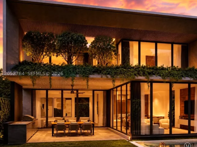 Продажа дома по адресу 493 NW 41st St - фото 8896545