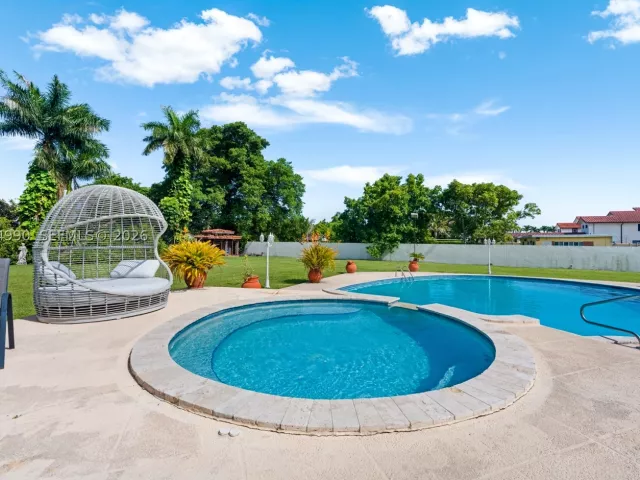 Продажа дома по адресу 2605 SW 115th Ave - фото 8900237