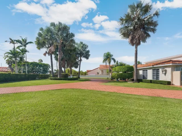 Продажа дома по адресу 2605 SW 115th Ave - фото 8900230
