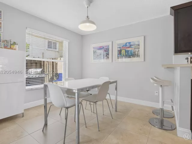 Продажа дома по адресу 17071 NW 22nd St - фото 8896840