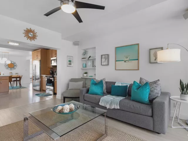 Продажа дома по адресу 3321 NE 16th Court - фото 8896759