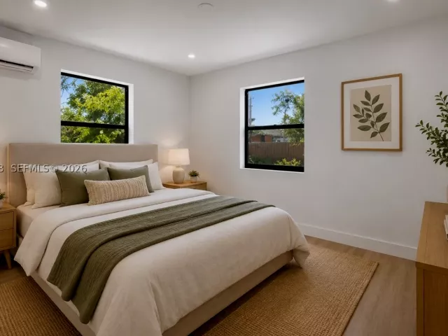 Продажа дома по адресу 2121 NW 86th Ter - фото 8947554