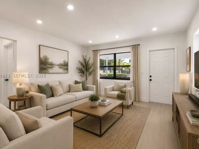 Продажа дома по адресу 2121 NW 86th Ter - фото 8947538