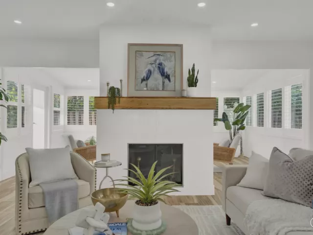 Продажа дома по адресу 1321 CORDOVA Road - фото 8898273