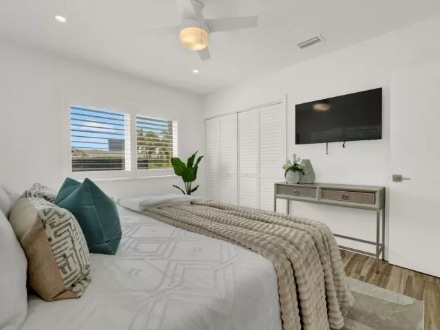 Продажа дома по адресу 1321 CORDOVA Road - фото 8898282