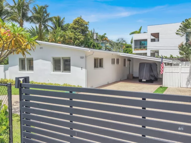 Продажа дома по адресу 1321 CORDOVA Road - фото 8898267